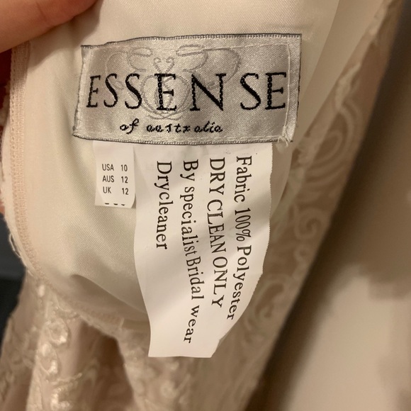 Essense of Australia wedding dress - Picture 7 of 7